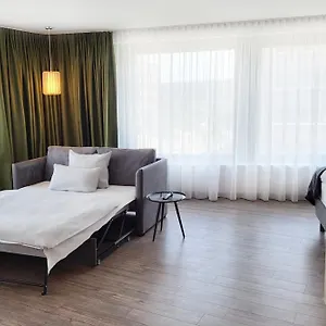 Otel - The Niu, Crusoe Airport By Ihg