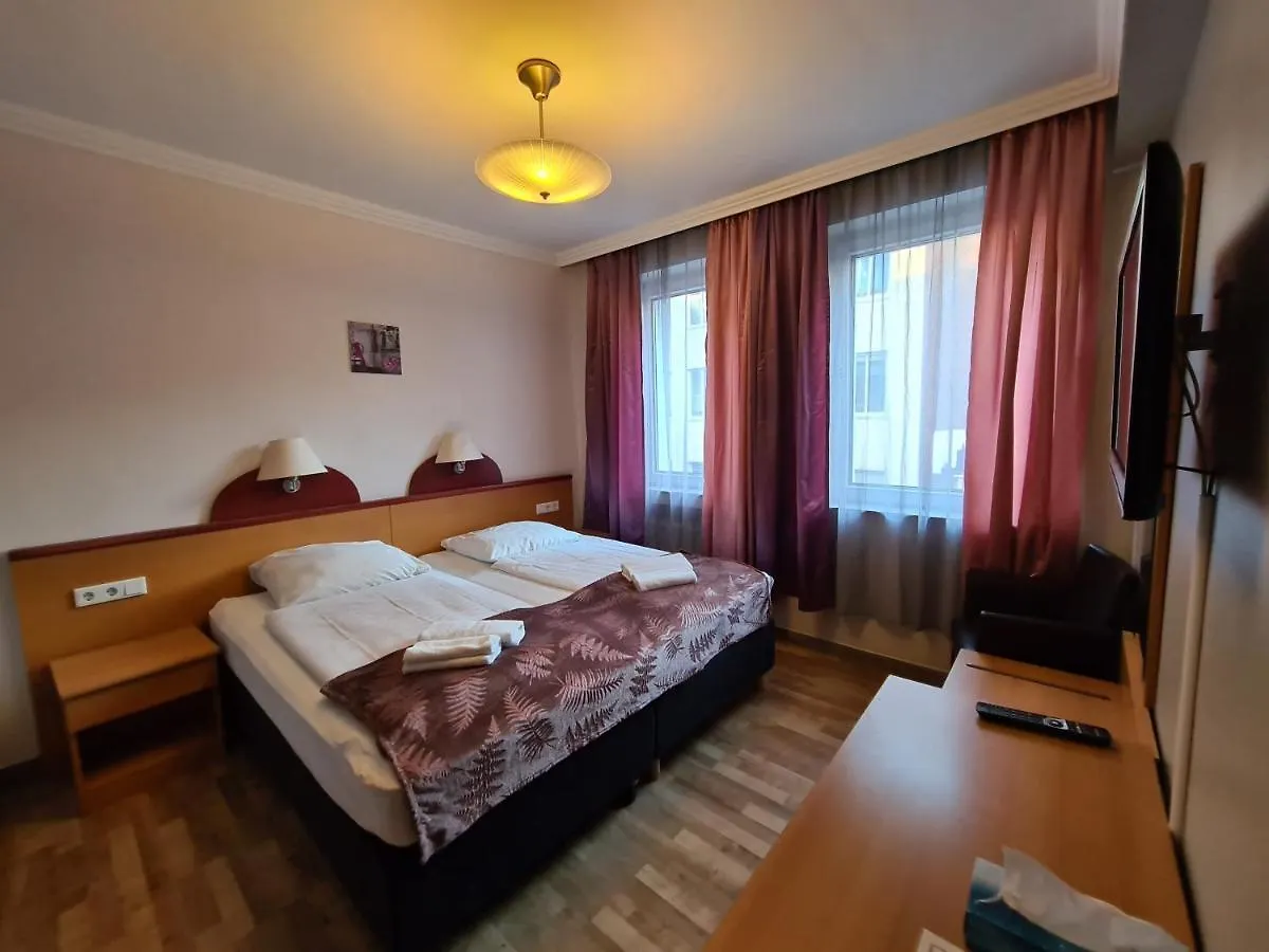 Hotel Cara Vita Köln 3*,